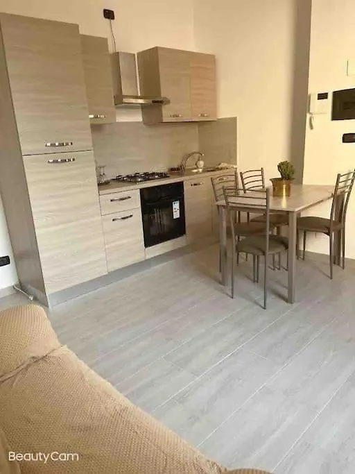 Isola District,Famous Area, Space Flat, Lightful,6 Pax Milan 0*,  Italie